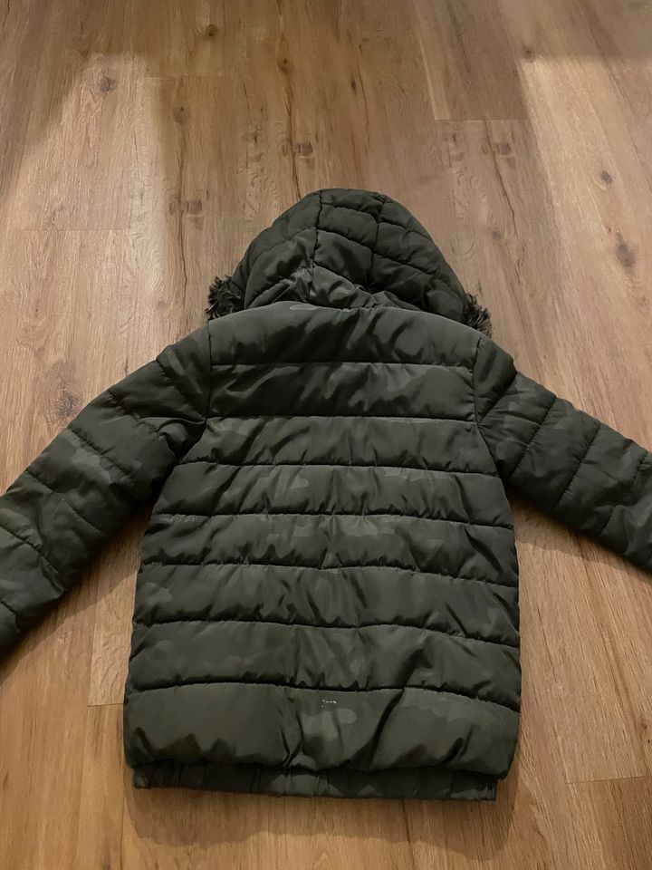 Kinder Jacke S,Oliver  116 in Hamburg