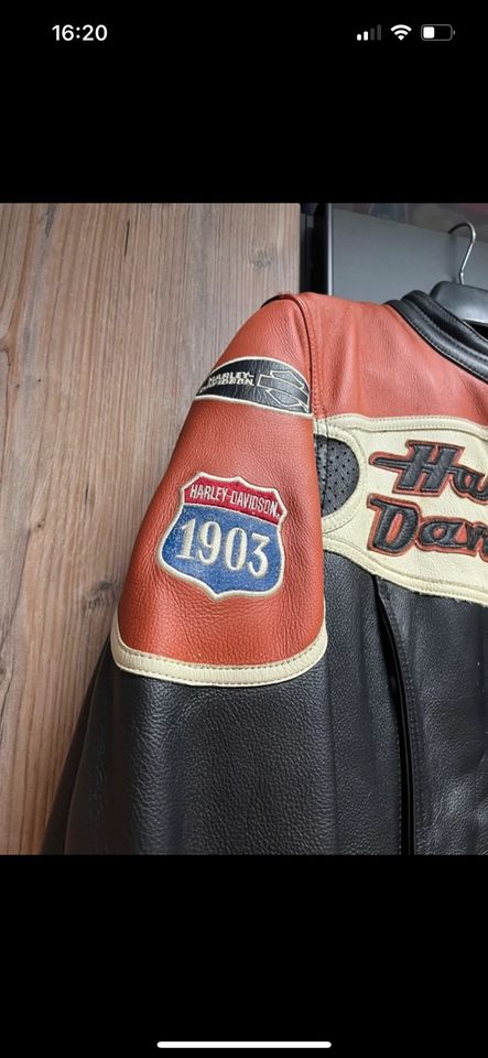 Damen Motorradjacke Harley Davidson in Sandersdorf