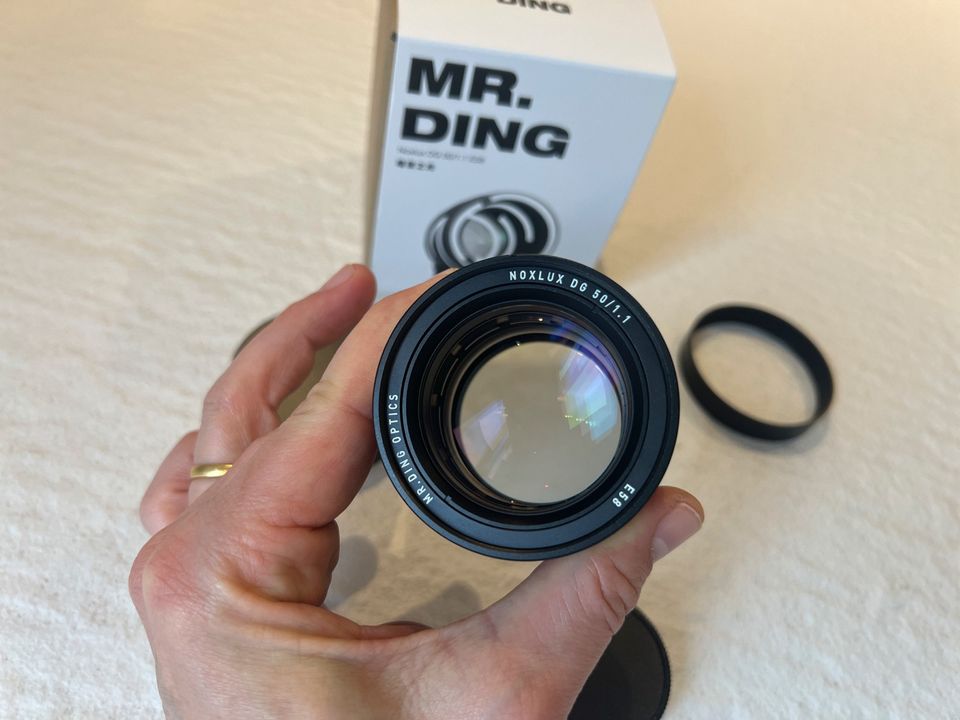 Mr. Ding Noxlux 50mm f 1.1 V2.1 (neue Version) Leica-M, Syoptic in Stuttgart