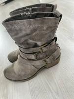 Damen Stiefel  Gr. 39   *** sehr gut erhalten *** Hessen - Brachttal Vorschau