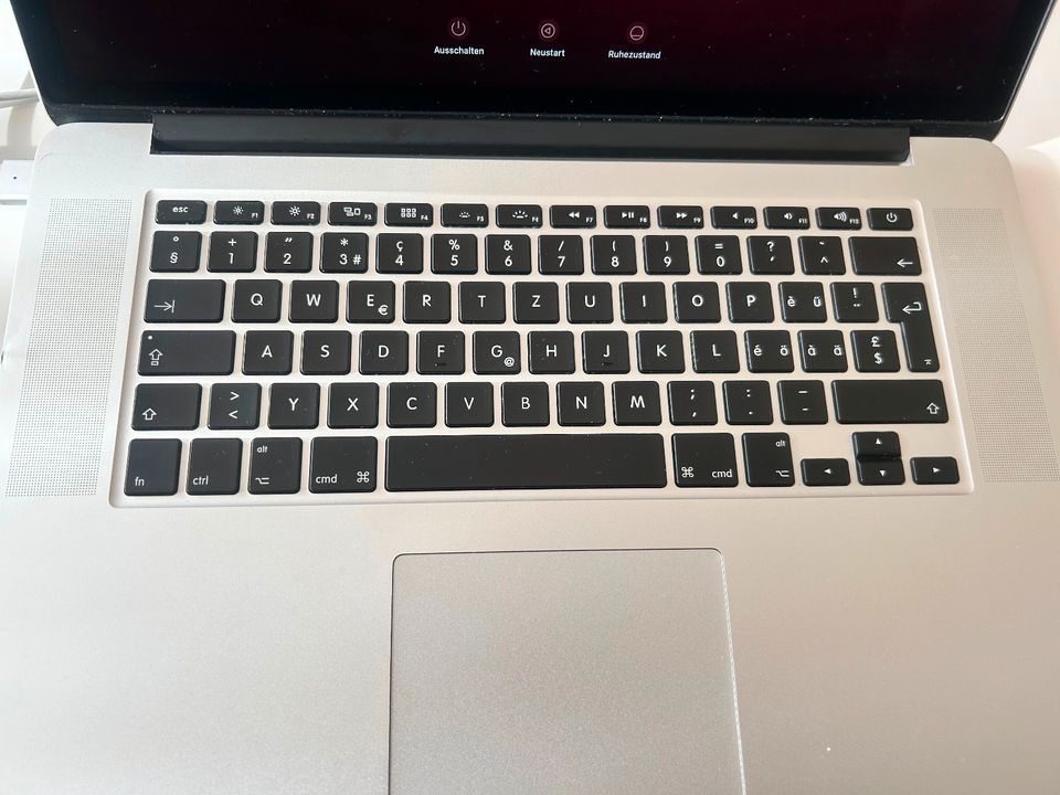 Verkaufe Apple MacBook in Unterhaching