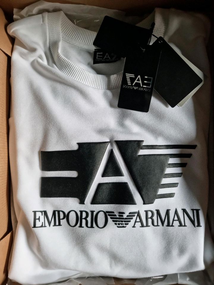 Armani Sweatshirt/Pullover (NEU und ungetragen) in Jena