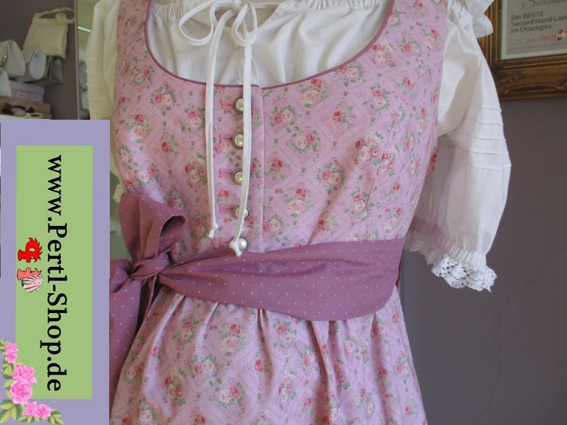 Umstandsdirndl, neu, Rosé, Gr. 38, mit Gürtel in Traunstein