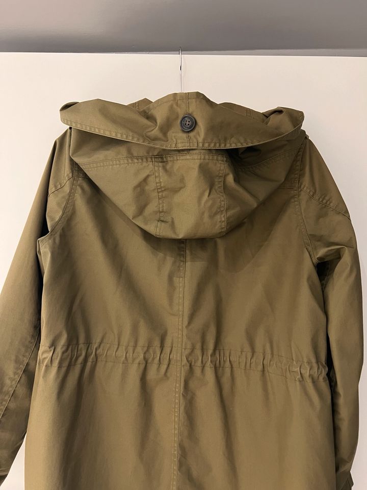 Woolrich L Damen Parka Trenchcoat sehr gut grün Khaki Jacke in Uelzen