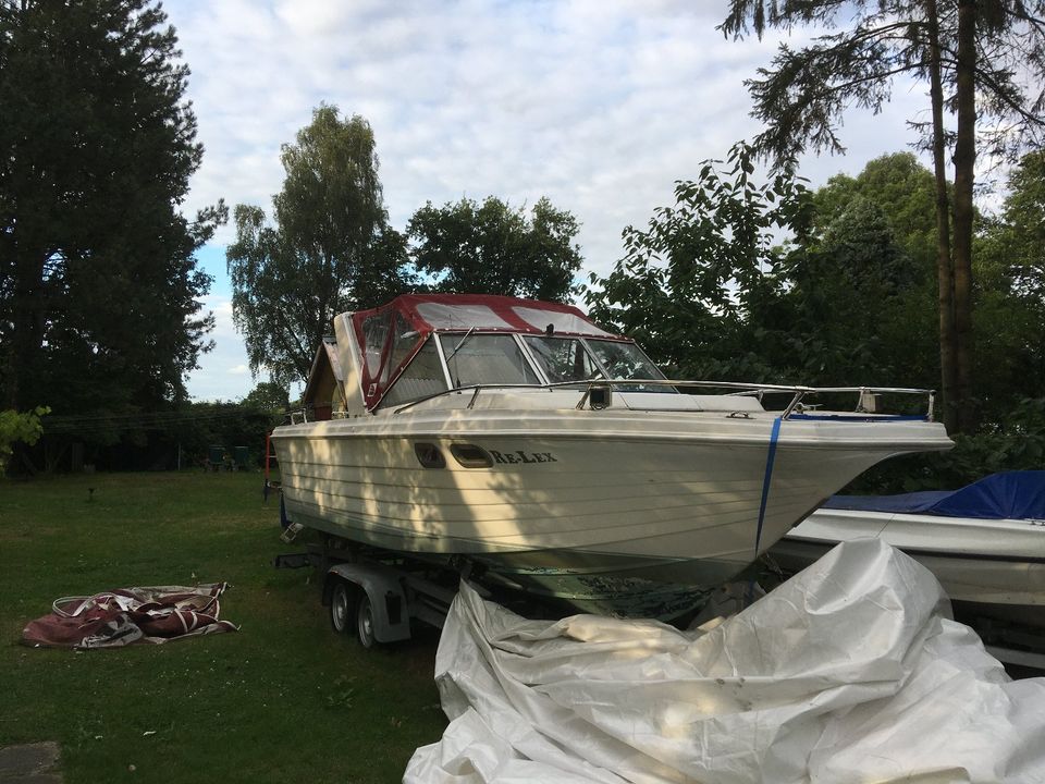 Motorboot Kajutboot BOOT Formula OMC Stern Driver 260 Anhänger in Barsbüttel