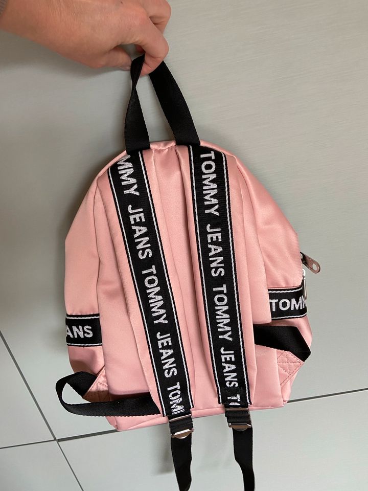 Tommy Hilfiger Rucksack in Bispingen