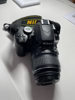 Nikon D60 Digital Kamera mit Ladegerät und Tasche Hessen - Baunatal Vorschau