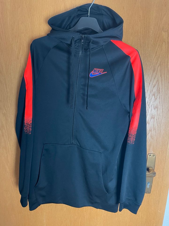 Gr.S Hoodie Nike Pullover Trainingsjacke in Oftersheim