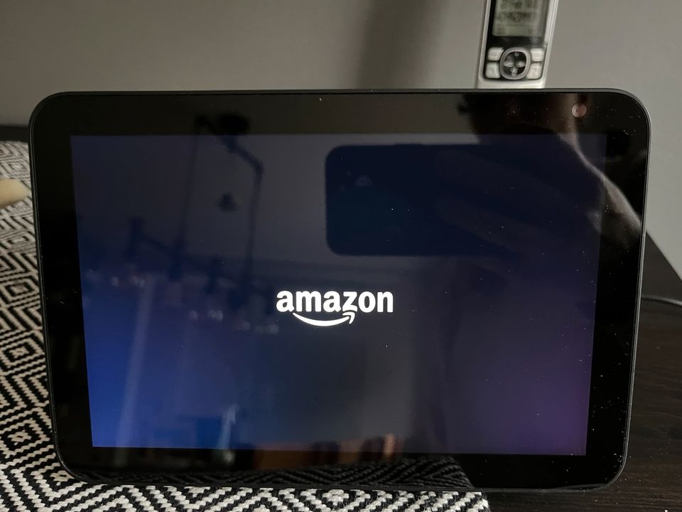 Amazon Echo Show 8 1.gen in Stade