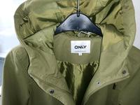 Anorak / Mantel Only Gr S neuwertig olivgrün Nordrhein-Westfalen - Olpe Vorschau