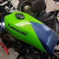 Kawasaki KH 500 - H1, Lacksatz,Benzintank+Seitedeckel+Heck Teil Niedersachsen - Lemwerder Vorschau