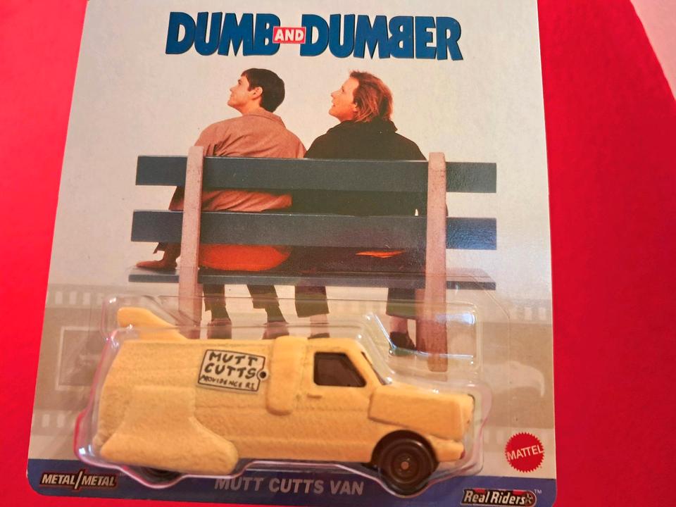 HOT WHEELS - MOVIE CAR - DUMM & DÜMMER  - DUMB&DUMBER DOGGY VAN in Chemnitz