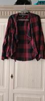 Jacke Jäckchen Hemd Cardigan schwarz rot Berlin - Neukölln Vorschau