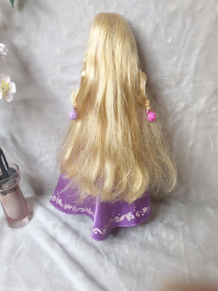 Barbie Rapunzel Zauber Haarspiel in Eppstein