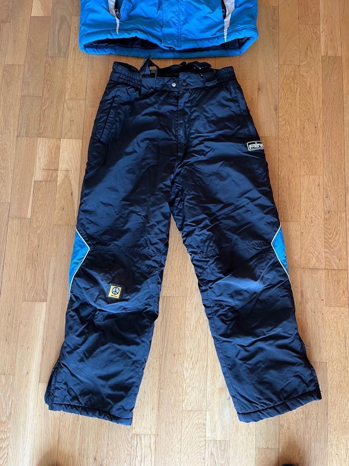 Skijacke/ Skihose Gr. 146/152 *sehr guter Zustand* in Straubing