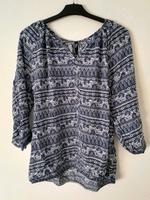 Shirt / Blusen-Shirt / Gr 46 / Blau+Weiß / tolles Muster/ Damen Hessen - Neuhof Vorschau