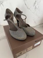 Tamaris Pumps Gr. 39 Silber, High Heel Baden-Württemberg - Oberstenfeld Vorschau