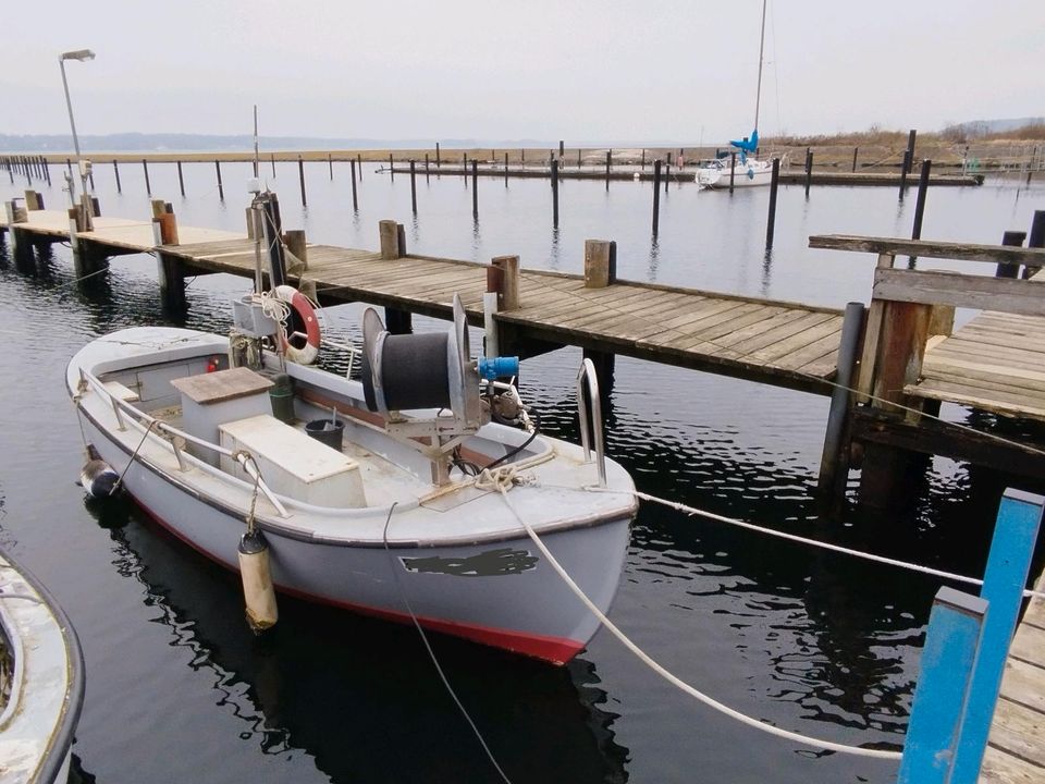 Angelboot mit sabb 10ps Innenborder in Flensburg