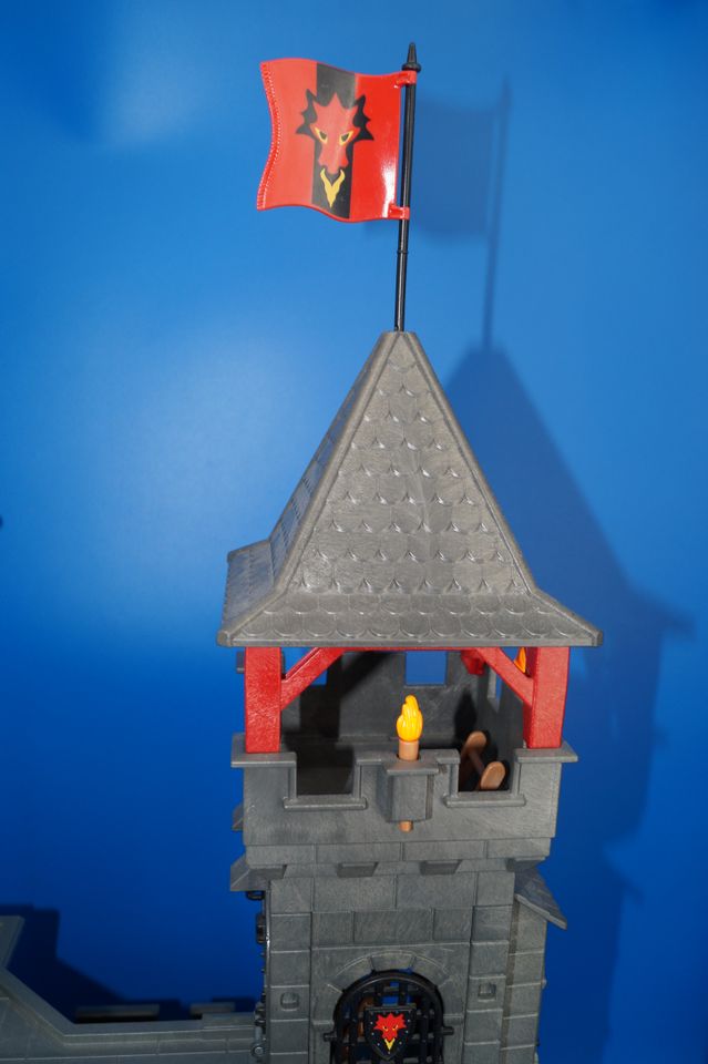 [10142] Playmobil Ritter Drachenburg Figuren + Zubehör in Hockenheim