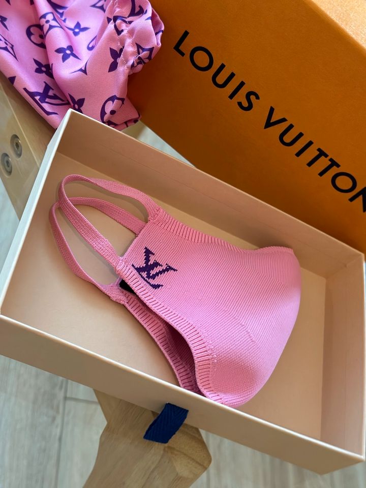 Louis Vuitton Maske Knit Ski Face Mask Neu in Hamburg