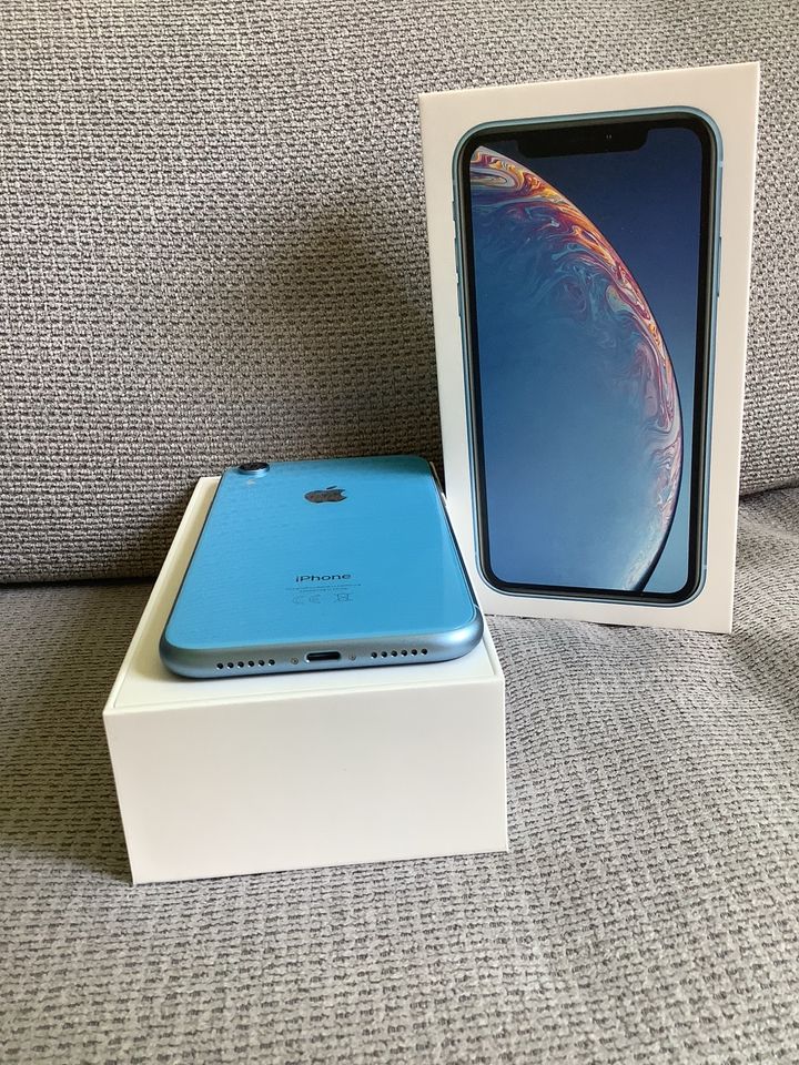 iPhone XR 64GB Blau in Dresden