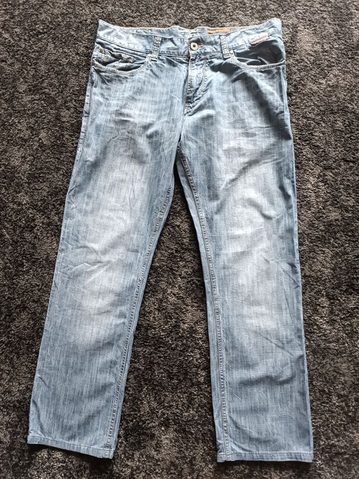 S. Oliver Jeans Modell Tube in Sarstedt