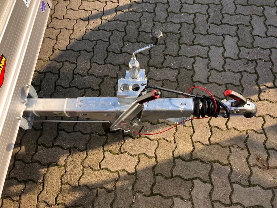 Böckmann Tieflader Alu PKW Anhänger 1350 kg 2,5 x 1,3 m in Lutherstadt Wittenberg