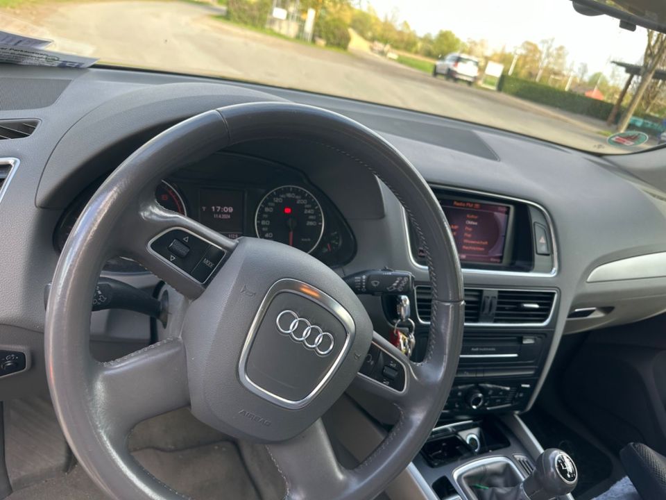 Audi Q5 2.0 TDI 105kW quattro - in Edertal