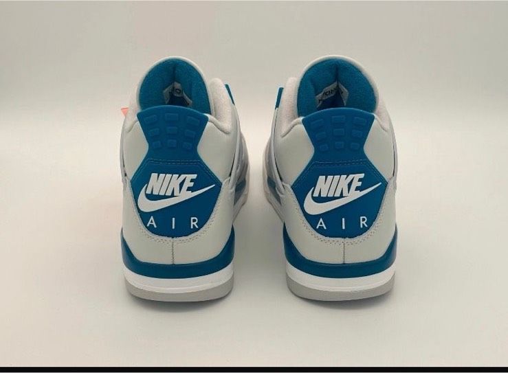 Jordan 4 Military Blue | EU. 43/ US. 9.5 OVP + Rechnung in Frankfurt am Main