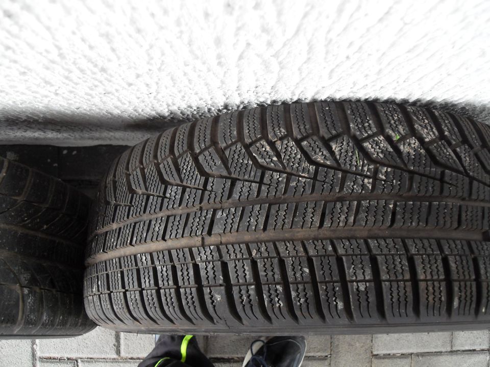 Wintereifen 215/55R16 Hankock 6,5 J16 ET 60 in Engelskirchen