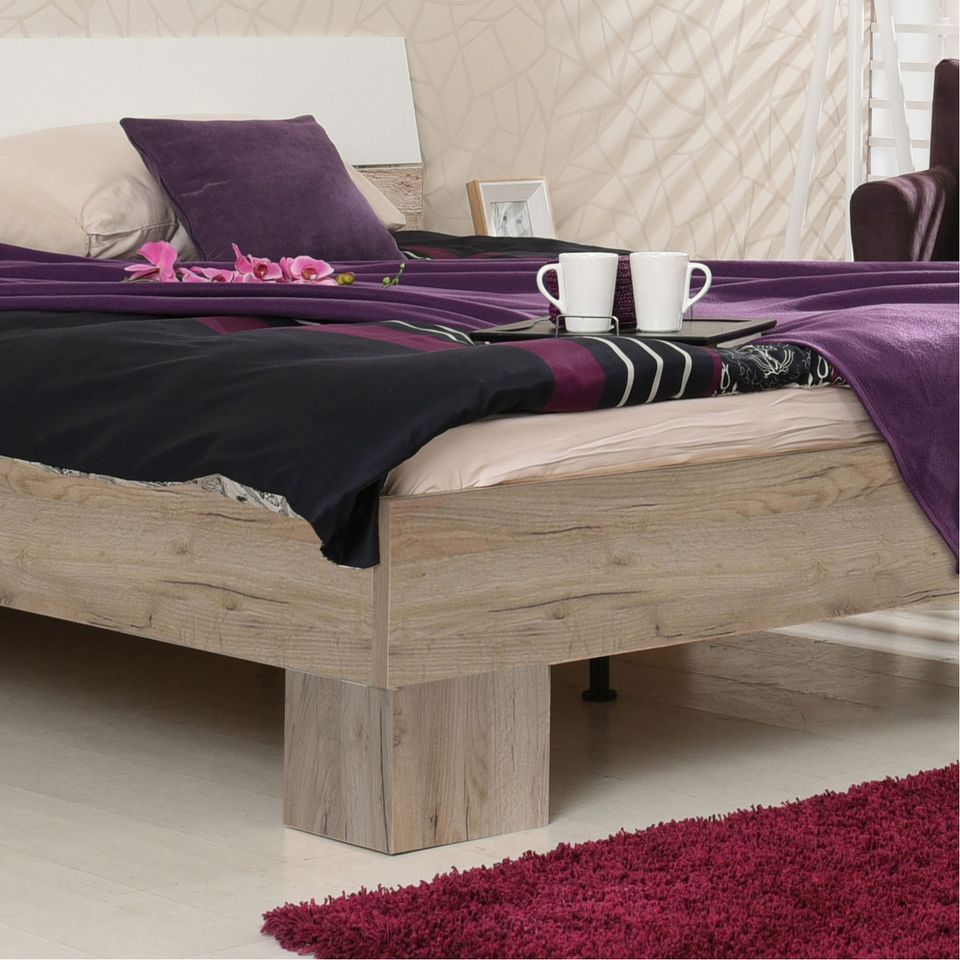 Bett Holzbett Futonbett Doppelbett Holz Eiche 160x200 NEU 083-Er in Erfurt