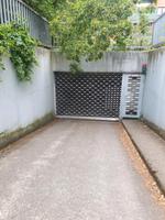 Vermiete Tiefgarage/Stellplatz - Pflugstr. 62, 40470 Düsseldorf Düsseldorf - Rath Vorschau