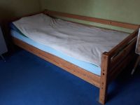 Bett (1x 2 Meter) inklusive Lattenrost und Matratze Hessen - Limburg Vorschau