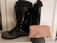 MIU MIU Lackgummistiefel Düsseldorf - Stadtmitte Vorschau