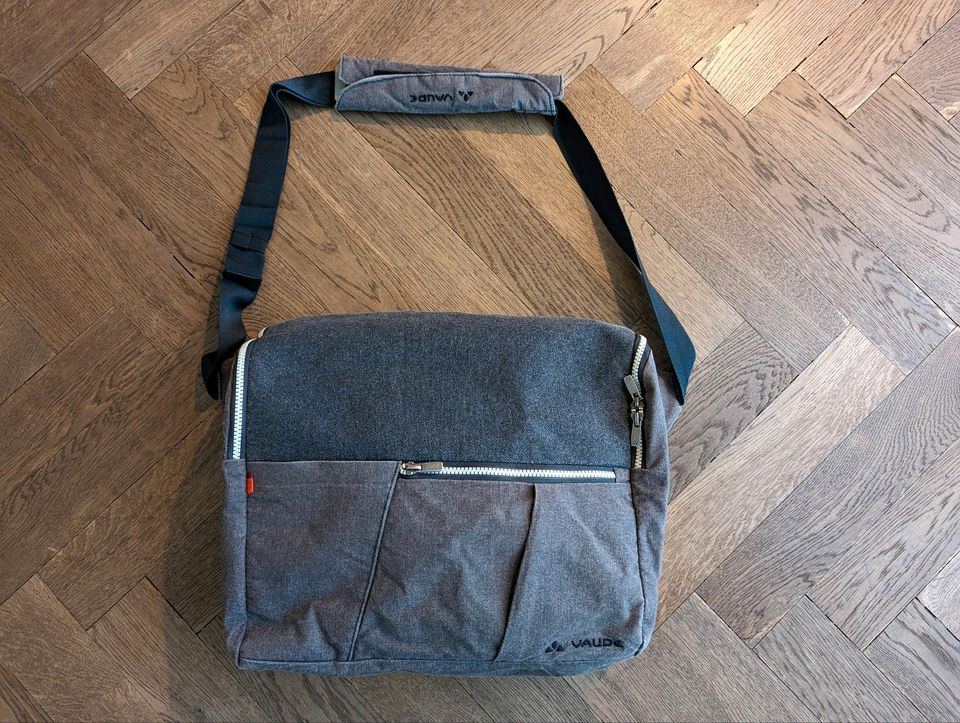 Vaude Laptop-Tasche Stoff grau in Köln