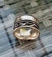 Damen 67 21,3 schlichter Band Ring wellenförmiger Rand Rose verzi Nordrhein-Westfalen - Haan Vorschau