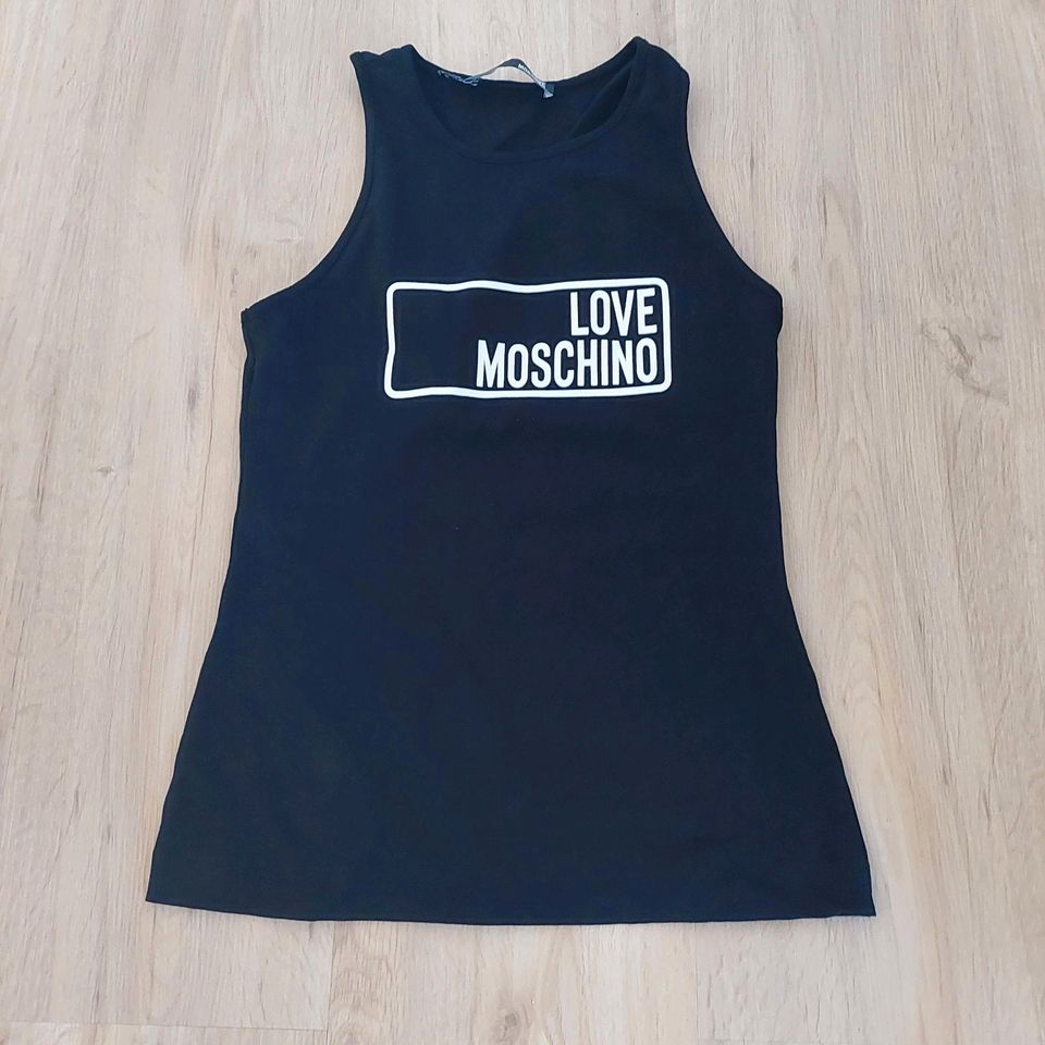 Top von Love Moschino in Schwendi