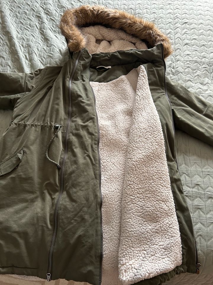 Jojo Maman Bebe Umstandsjacke Wintermantel Parker 2in1 Teddyfell in Sulz