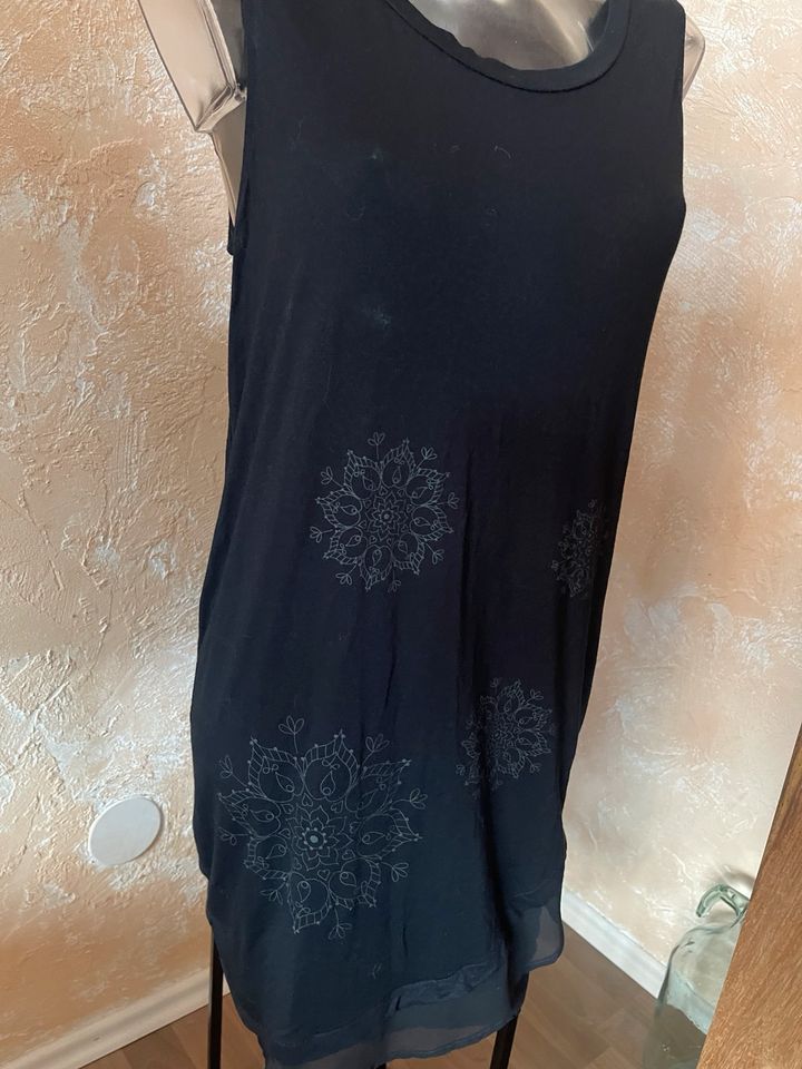 Desigual Kleid Träger L 38/40 NEU m. Etikett  schwarz in Schlaitdorf