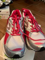 Newton Laufschuhe Walking 42,5 neu Lady Isaac Baden-Württemberg - Oberreichenbach Vorschau