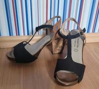Sandaletten 4 Paar, Schuhe, Sandale Gr.36 Tamaris Niedersachsen - Großefehn Vorschau