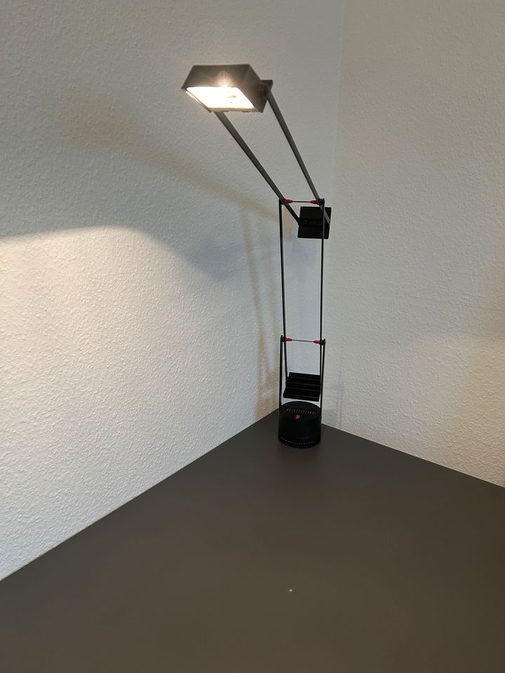 Designer Schreibtischlampe Tizio von Artemide in Erfurt