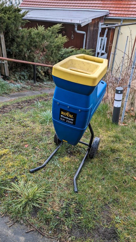 Gartenhäcksler Leisehäcksler Häcksler zum mieten / leihen in Hainichen