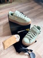 Puma ❤️ Fenty Creeper Phatty Nubuck Gr. 39 green fog gold gum Bad Doberan - Landkreis - Bargeshagen Vorschau