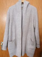 Sehr schicke, stylische Strickjacke onesize Gr. 36-44 Frankfurt am Main - Gallusviertel Vorschau