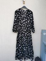 Na-kd Kleid mit Volant Punkte Tupfen Gr 40 NEU maxi dot dress Nürnberg (Mittelfr) - Südstadt Vorschau