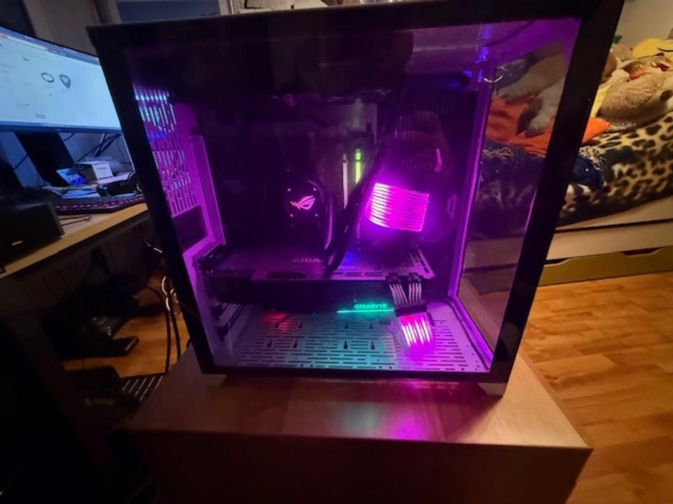 King Mod Systems Gaming PC AMD Ryzen 7 3700X GeForce RTX 3080 in Seelze