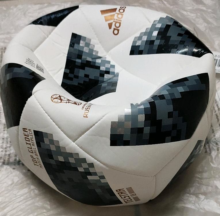 adidas Telstar 18 Top Glider WM 2018 Fußball CE8096 Match Ball 5 in Bayern  - Osterhofen | eBay Kleinanzeigen ist jetzt Kleinanzeigen
