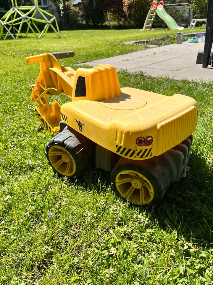 Big Maxi-Digger Bagger in Kirchseeon