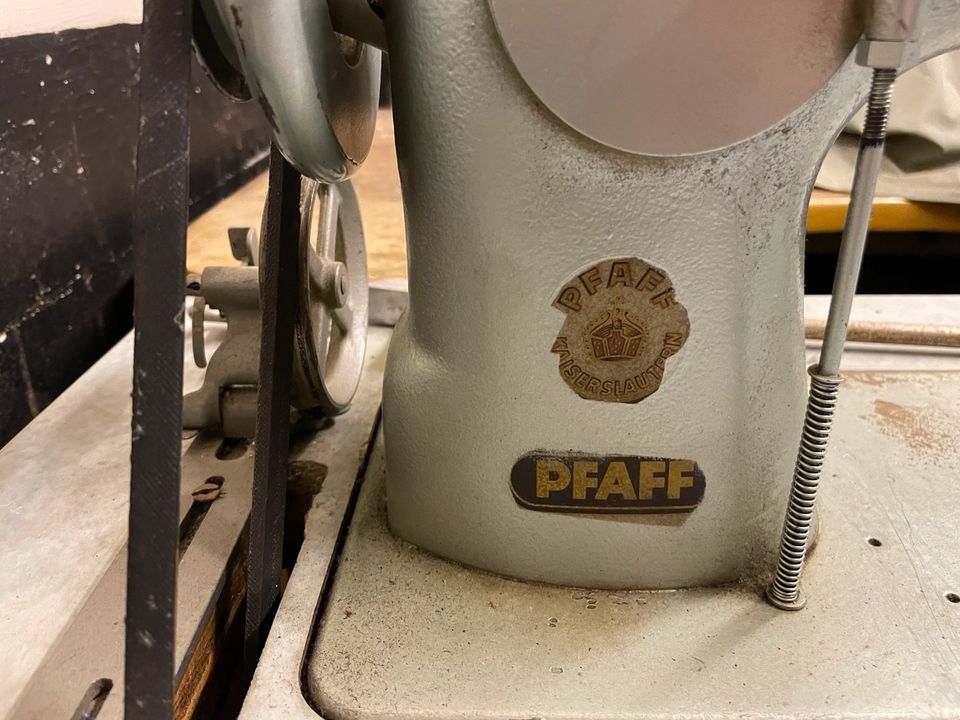 Pfaff 34-5 Ledernähmaschine Sattler Polsterer in Ahaus